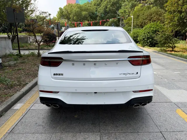 Geely Xingrui — Фото автомобиля 13