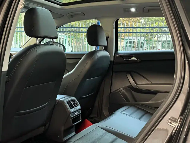 Volkswagen Tharu 2022 280TSI FWD Luxury Edition — Фото автомобиля 7