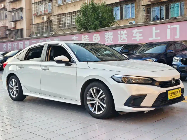 Honda Civic — Фото автомобиля 3