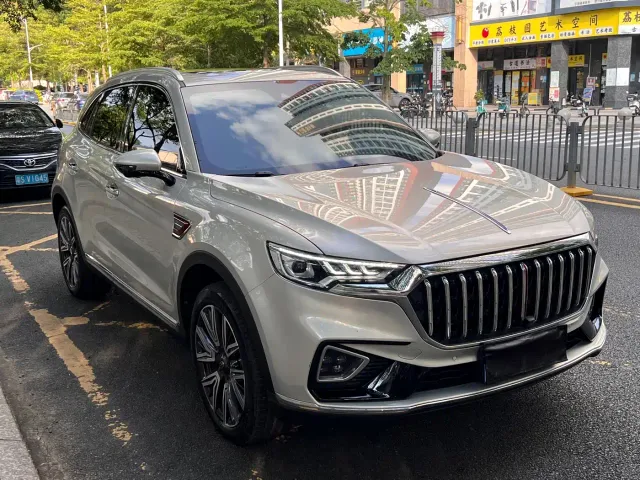 Hongqi HS5 — Фото автомобиля 3