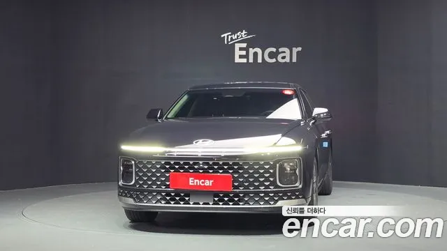 Hyundai Grandeur Grandeur (GN7) 2.5 Бензин 2WD — Фото автомобиля 3