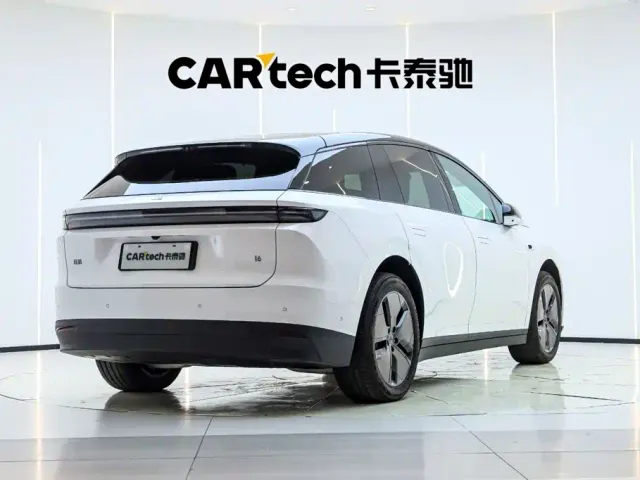 Li Auto i6 — Фото автомобиля 3