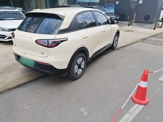 Geely Starry Wish — Фото автомобиля 24