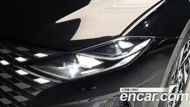 Hyundai Grandeur (New) Hybrid — Фото автомобиля 7