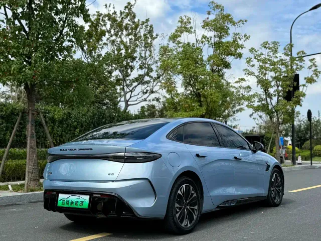 BYD Seal — Фото автомобиля 8