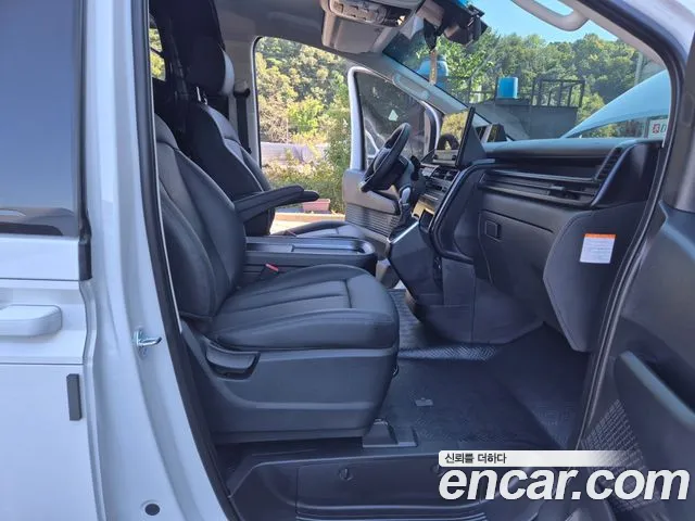 Hyundai Staria — Фото автомобиля 16
