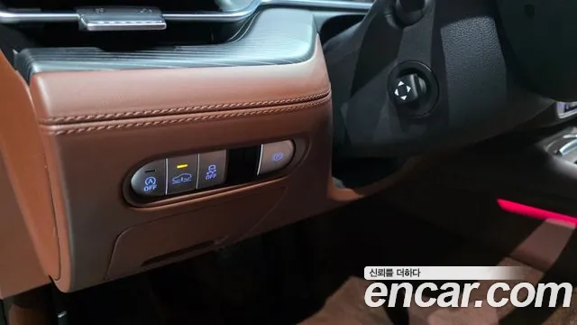 Genesis G90 — Фото автомобиля 19