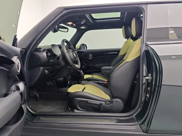 MINI Hatch — Фото автомобиля 14
