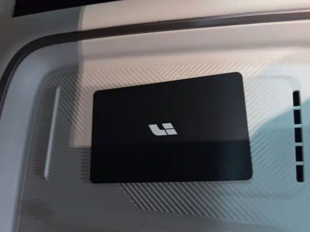 Li Auto Li Auto i6 2025 2WD Base Model — Фото автомобиля 8