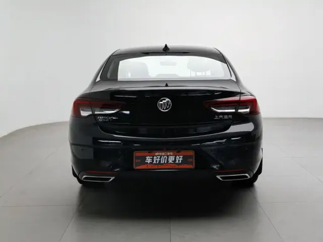 Buick Regal — Фото автомобиля 4