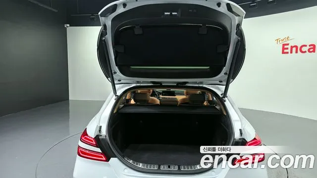 Genesis G70 — Фото автомобиля 20