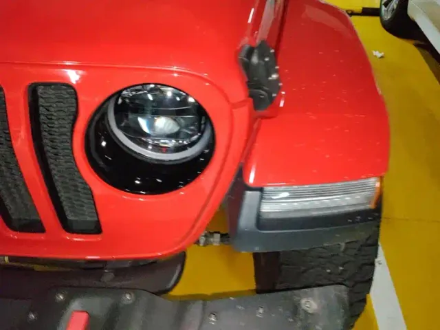 Jeep Wrangler — Фото автомобиля 5