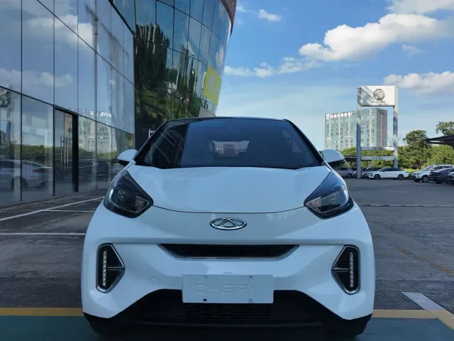 Chery eQ1 — Фото автомобиля 2