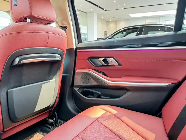 BMW 3 Series — Фото автомобиля 15