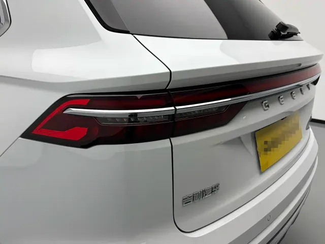 Geely Xingyue L — Фото автомобиля 11