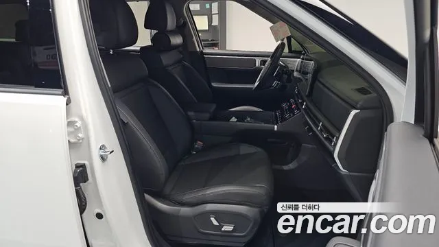 Hyundai Santafe Santa Fe (MX5) Бензин 2.5T 2WD — Фото автомобиля 24