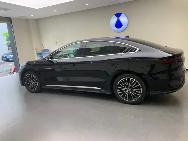 BYD Han — Фото автомобиля 3