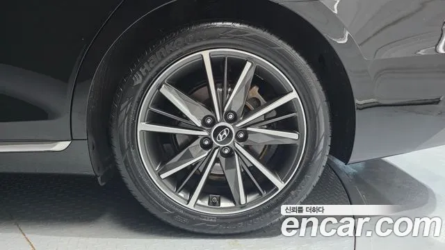 Hyundai Grandeur New — Фото автомобиля 6