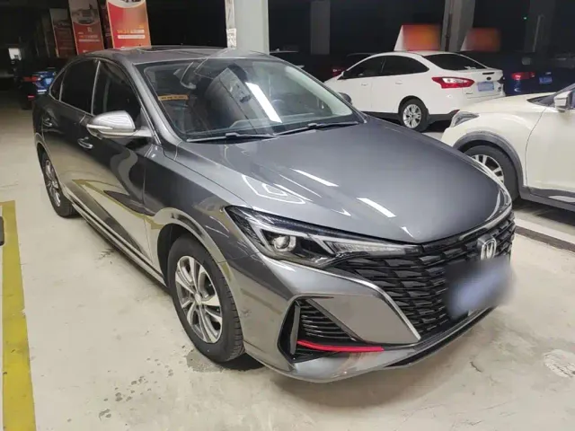 Changan Eado — Фото автомобиля 3
