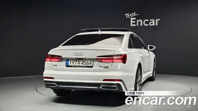 Audi A6 45 TFSI quattro Premium — Фото автомобиля 4