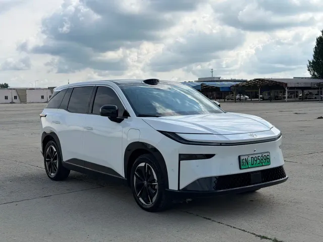 Toyota BoZhi 3X — Фото автомобиля 3