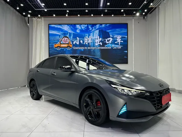 Hyundai Elantra — Фото автомобиля 3