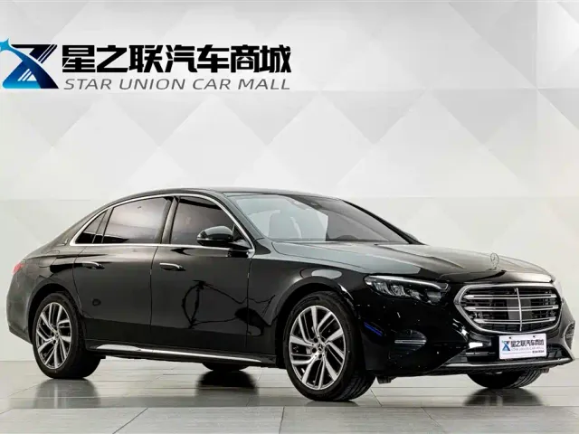 Mercedes-Benz E-Class — Фото автомобиля 5