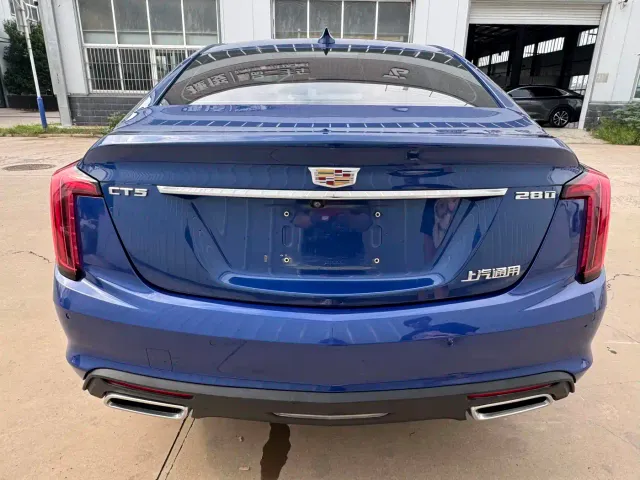 Cadillac CT5 — Фото автомобиля 6