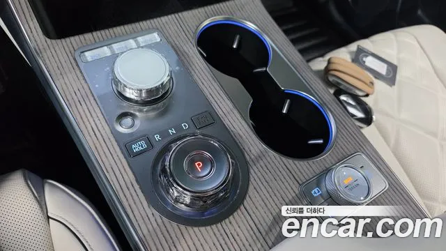 Genesis GV80 — Фото автомобиля 12