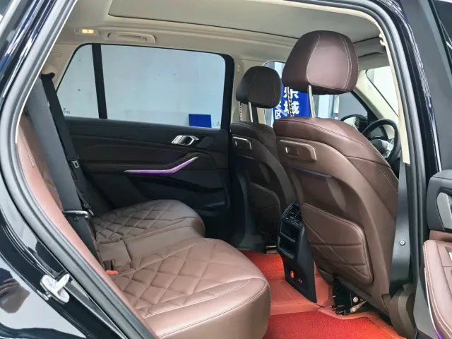 BMW X5 — Фото автомобиля 9