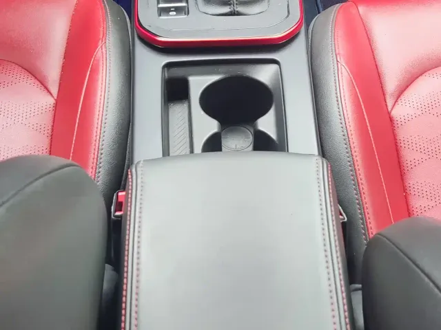 Dongfeng Aeolus Yixuan 2022 230T Auto Light-Chasing Knight Edition — Фото автомобиля 19