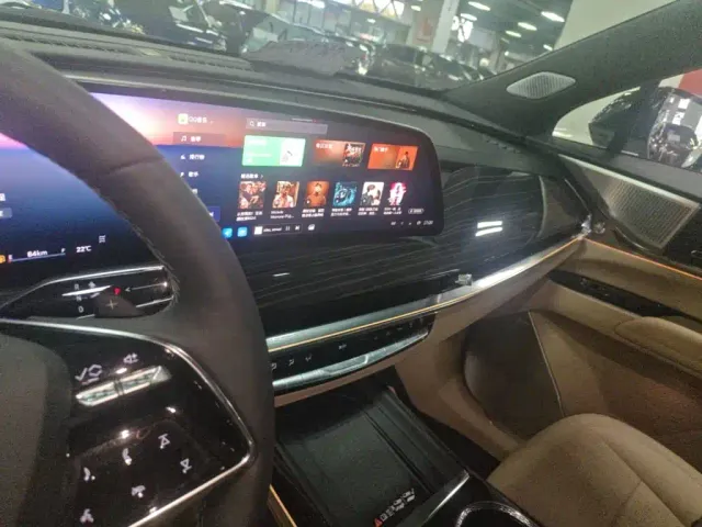 Cadillac XT5 — Фото автомобиля 12