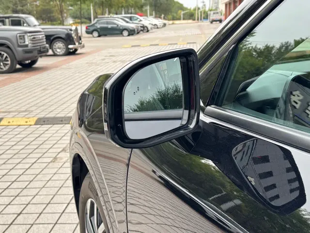 Ford Edge — Фото автомобиля 6