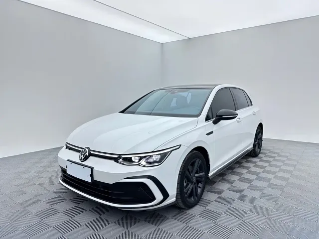 Фотография автомобиля — Volkswagen Golf