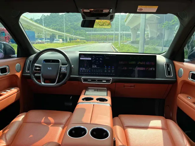 Li Auto Li Xiang L9 2022 Max — Фото автомобиля 17