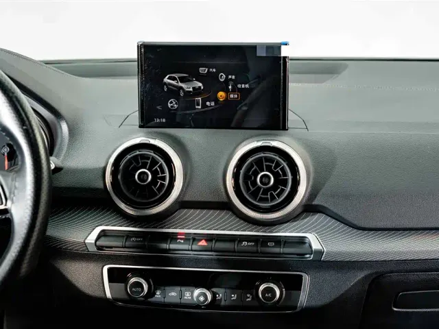 Audi Q2L — Фото автомобиля 13