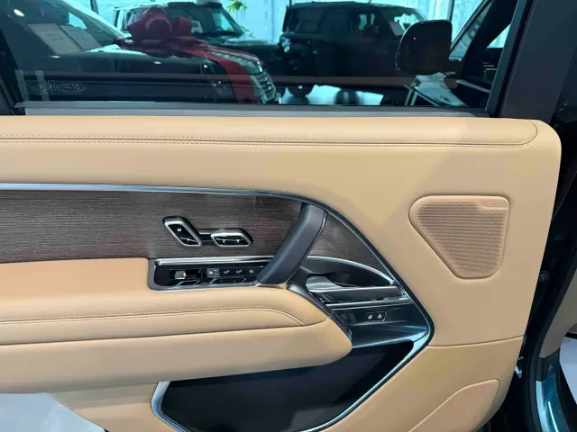 Land Rover Range Rover — Фото автомобиля 15