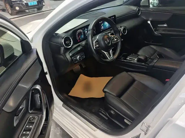 Mercedes-Benz A-Class — Фото автомобиля 15
