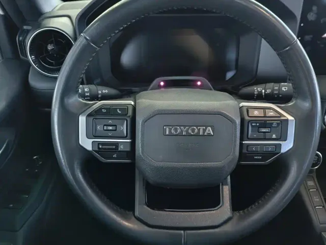 Toyota Prado — Фото автомобиля 9