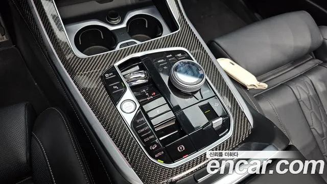 BMW X7 — Фото автомобиля 8