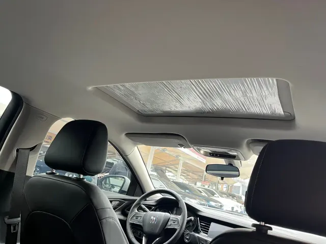 Buick Regal — Фото автомобиля 8