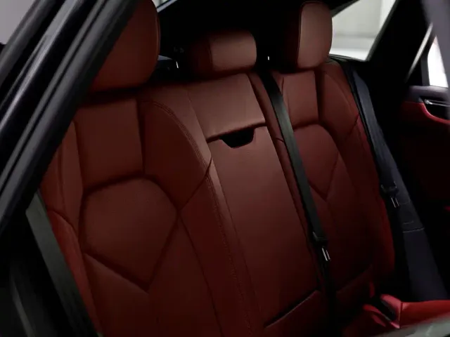 Porsche Macan — Фото автомобиля 11