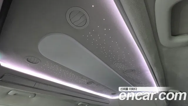 Hyundai Staria Staria 4WD Lounge 9 мест — Фото автомобиля 19