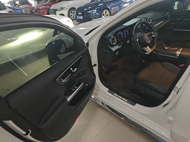 Mercedes-Benz C-Class — Фото автомобиля 11