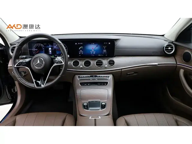 Mercedes-Benz E-Class — Фото автомобиля 5
