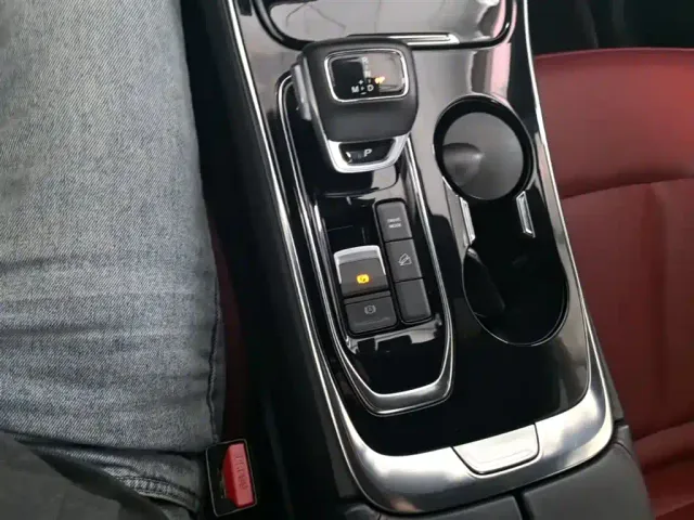 Forthing T5 Evo — Фото автомобиля 13