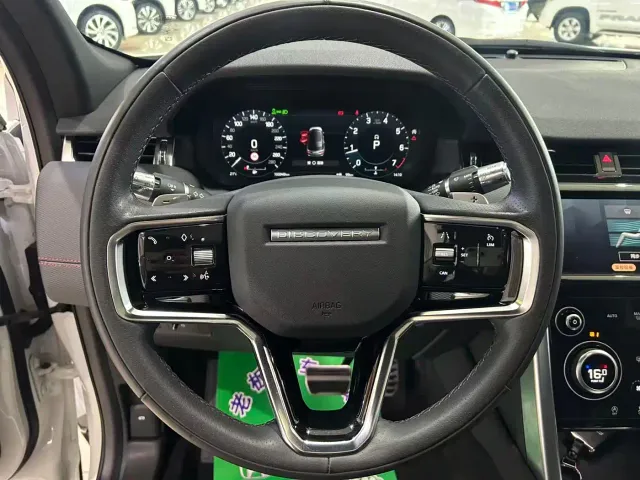 Land Rover Discovery Sport — Фото автомобиля 12