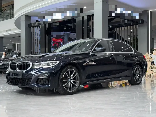 Фотография автомобиля — BMW 3 Series
