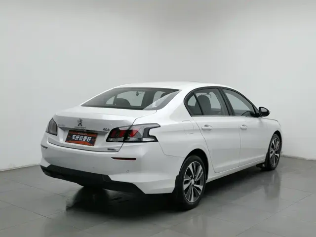 Peugeot 408 — Фото автомобиля 2