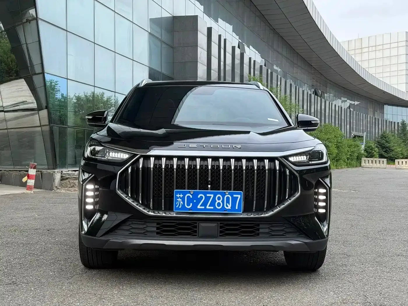 Jetour Jetour X70 PLUS 2023 1.5T DCT Warrior PLUS 5-seater — Фото автомобиля 2